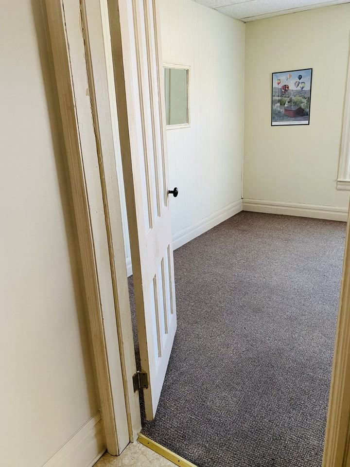 84 South St #4 - Photo 2 of 8