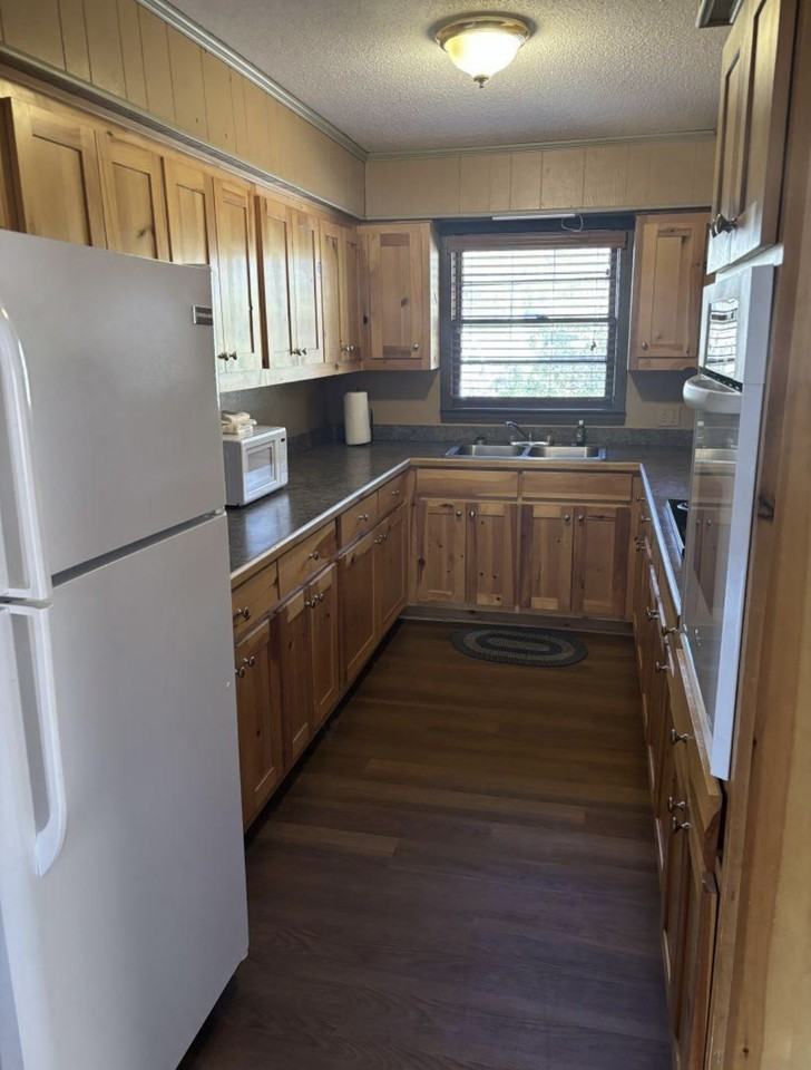 791 Chalet Village Ln #5 - Photo 3 of 18