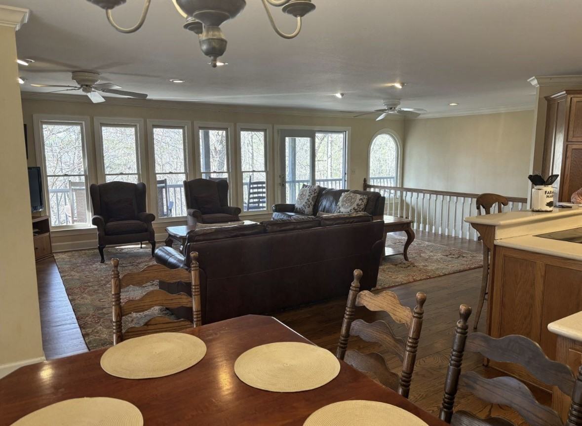 462 Chalet Village Ln #NA - Photo 6 of 23