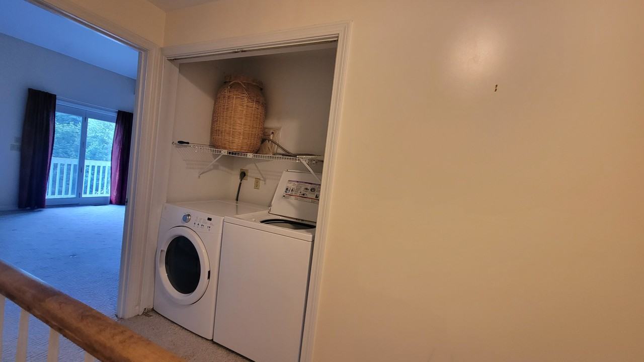 190 S Quinsigamond Ave #204 - Photo 2 of 14