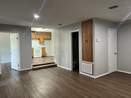 featured image of 1002 S 3rd St