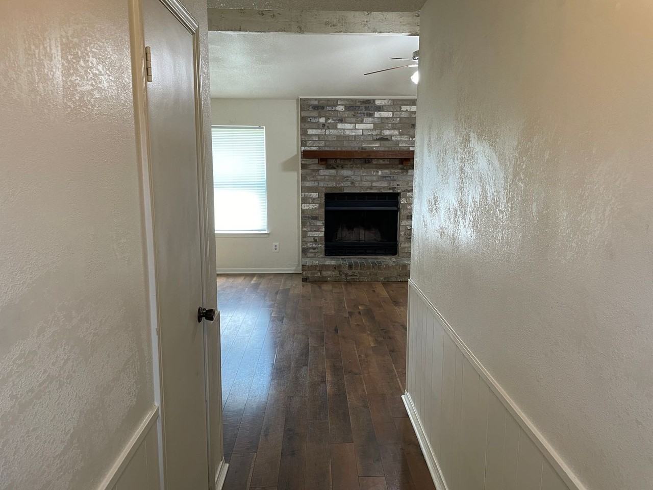 2102 El Dorado Dr - Photo 2 of 26