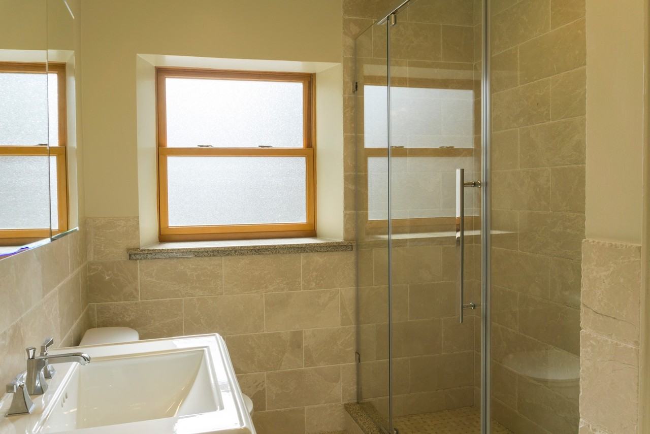 905 Delaware Apartments - Photo 6 of 21