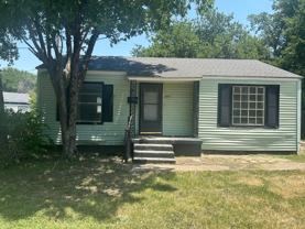 2844 Toluca Ave - Photo 1 of 1