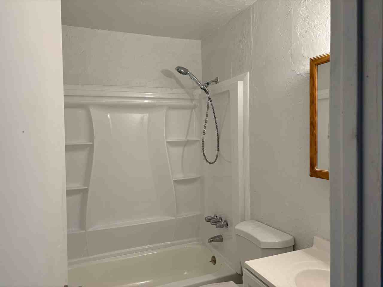 22 S Lake Dr - Photo 6 of 7