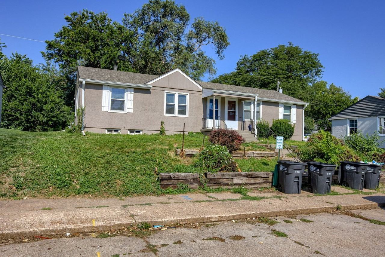 3066 S 41st St - Photo 3 of 25