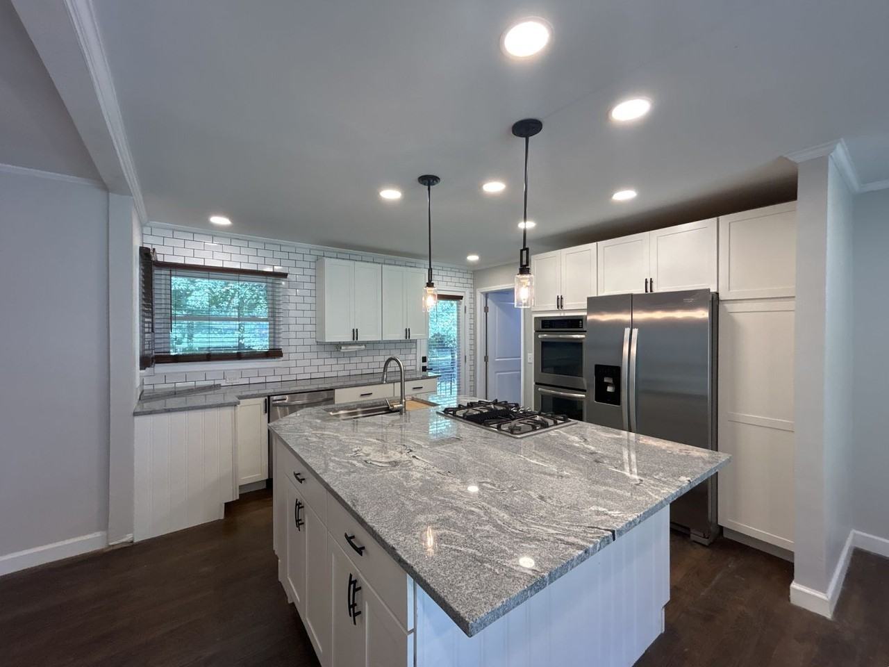 5933 Crestwood Dr - Photo 4 of 21