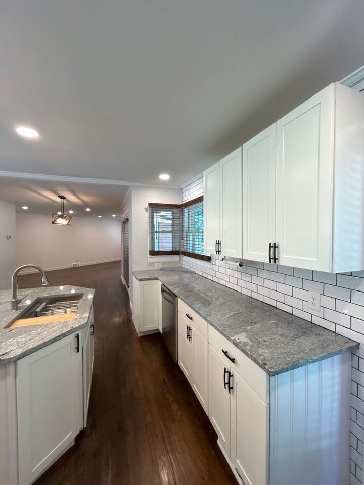 5933 Crestwood Dr - Photo 7 of 21