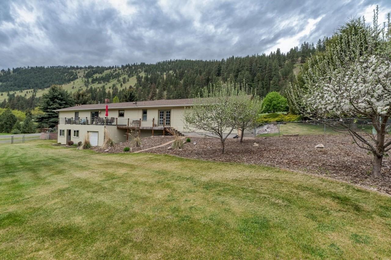 1850 Meadowview Ct - Photo 6 of 50