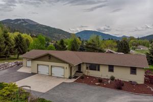 featured image of 1850 Meadowview Ct