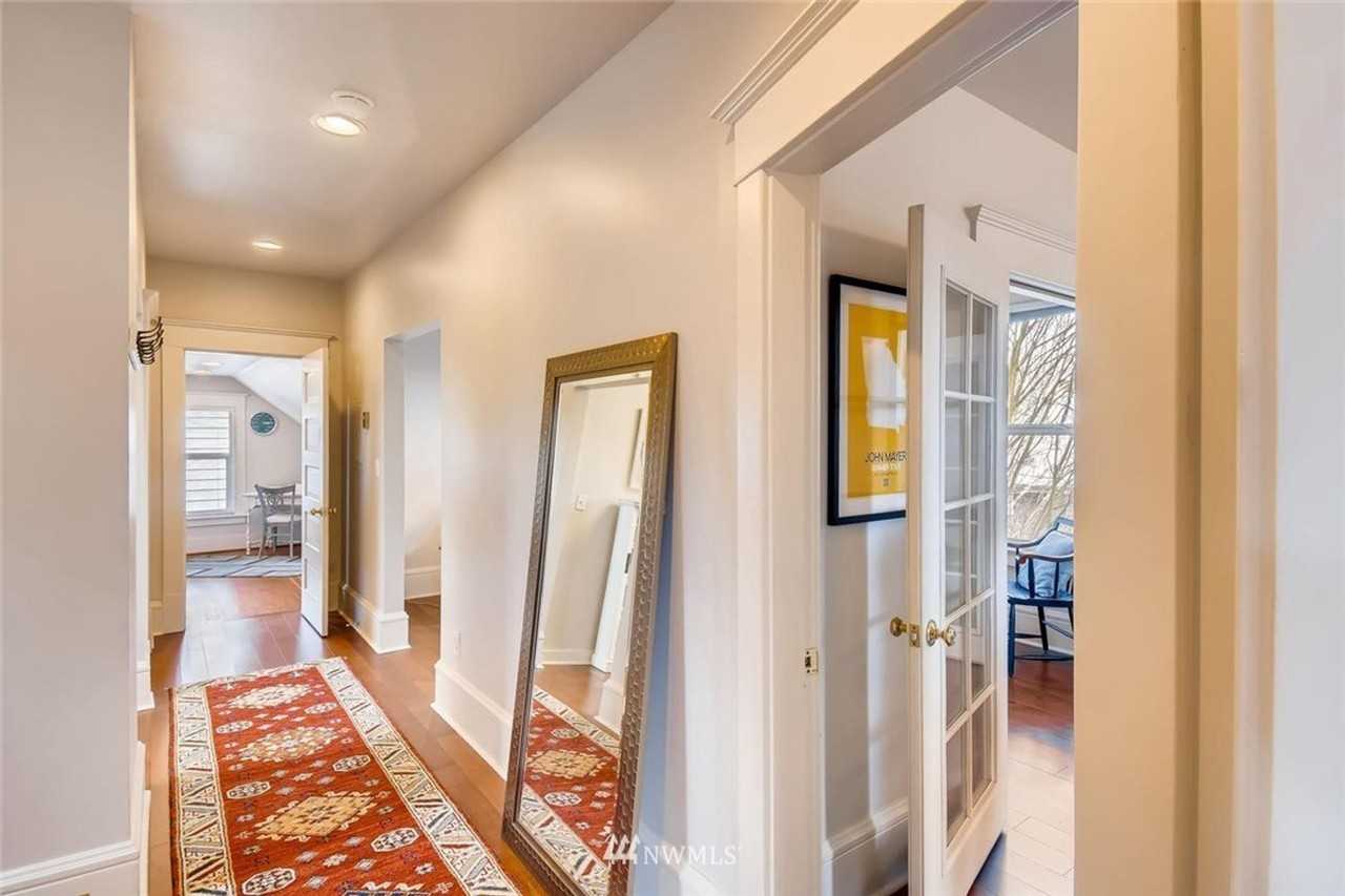 3624 Whitman Ave N - Photo 2 of 26