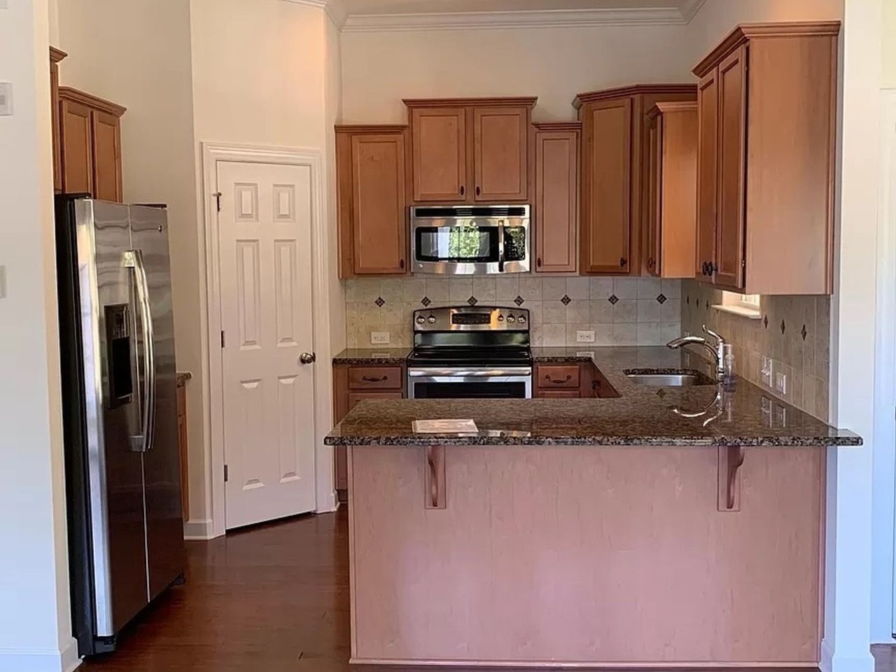 15109 Jade St - Photo 5 of 25