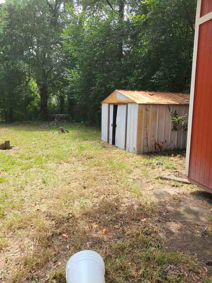 416 Esther Blvd - Photo 7 of 8