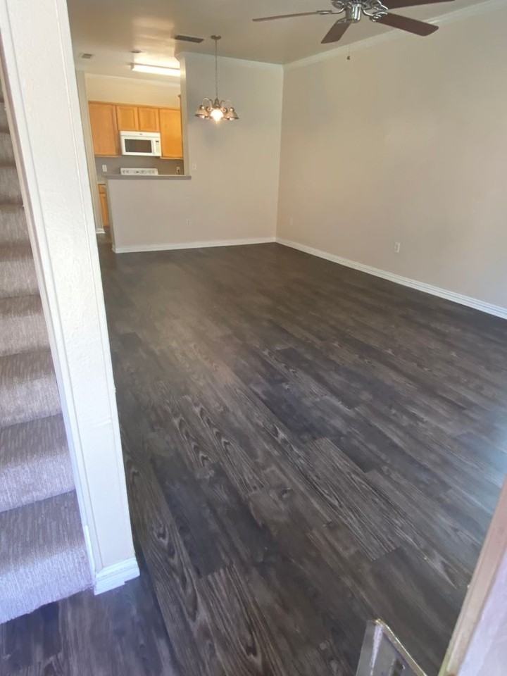 2204 N Carroll Blvd #1 - Photo 2 of 16