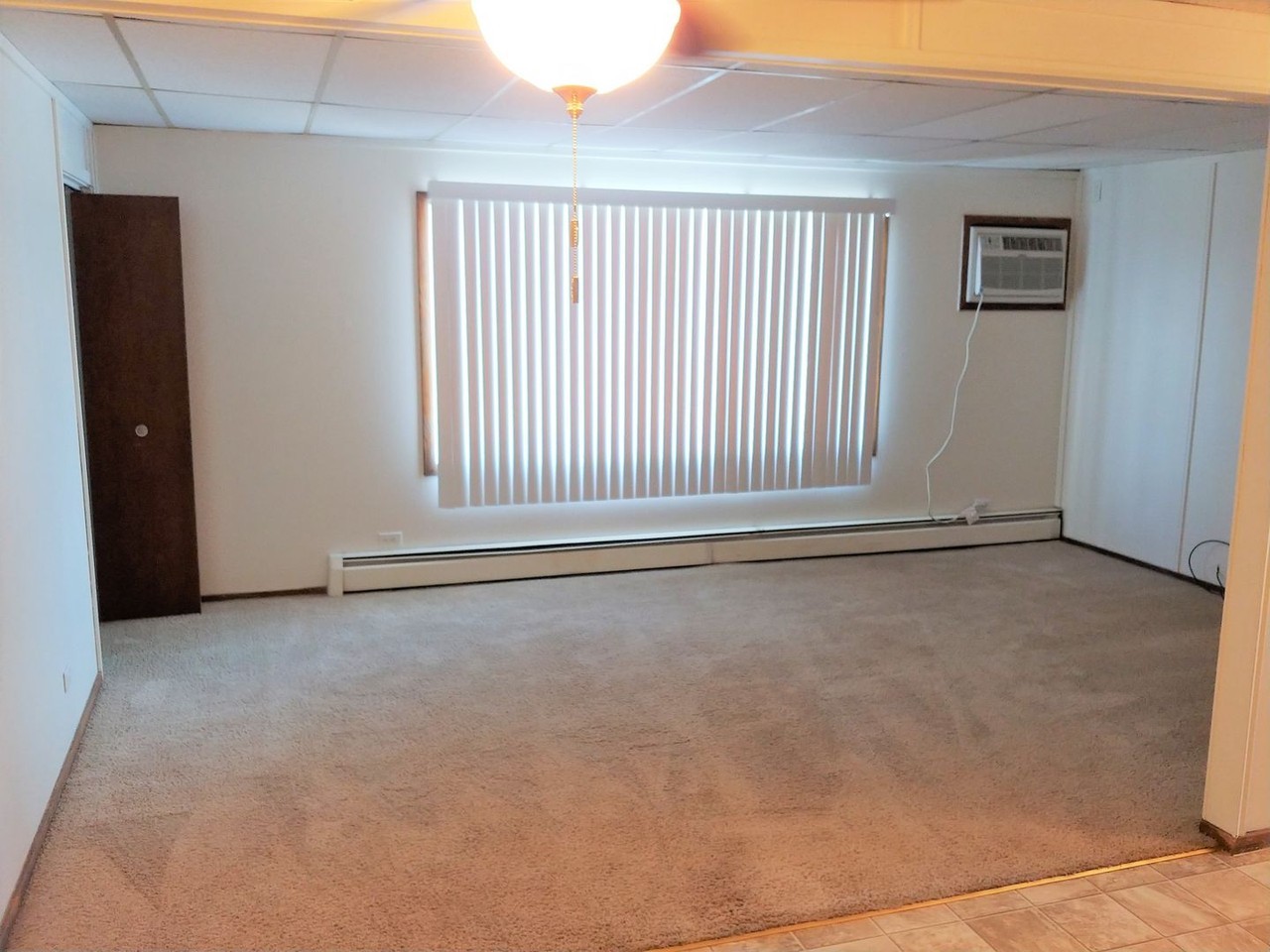 Western Road Apartments - Photo 3 of 9