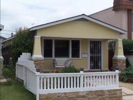 featured image of 4441 Mcclintock St