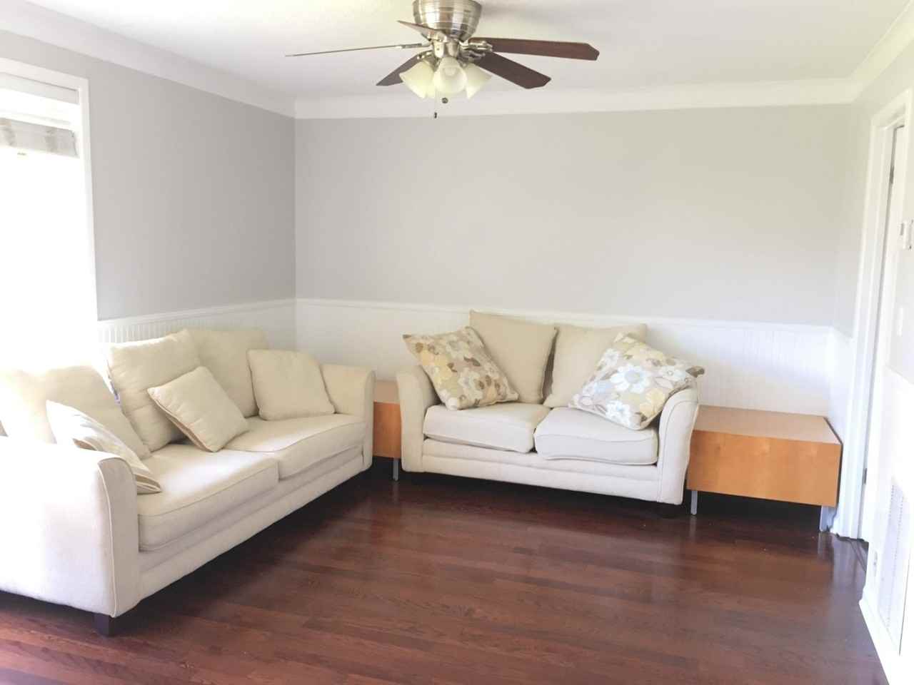 2066 Sea Cliff Dr N - Photo 2 of 18