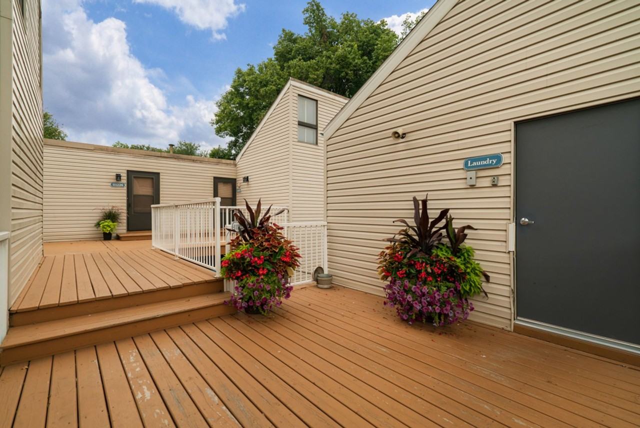 111225 Village Rd - Photo 2 of 15