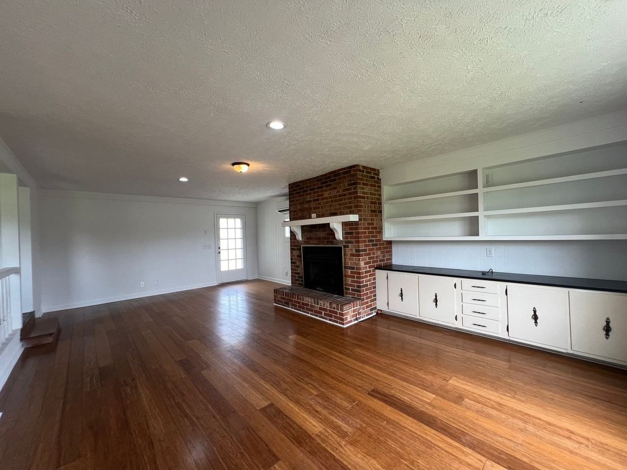 1054 Highway 9 Business E - Photo 3 of 15