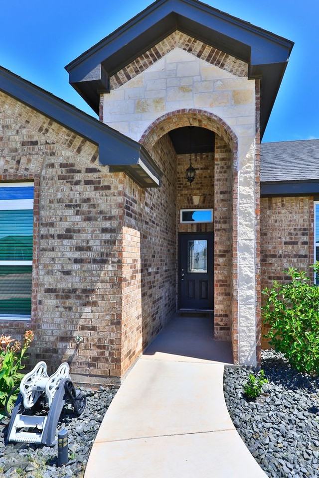326 Martis Way - Photo 2 of 36