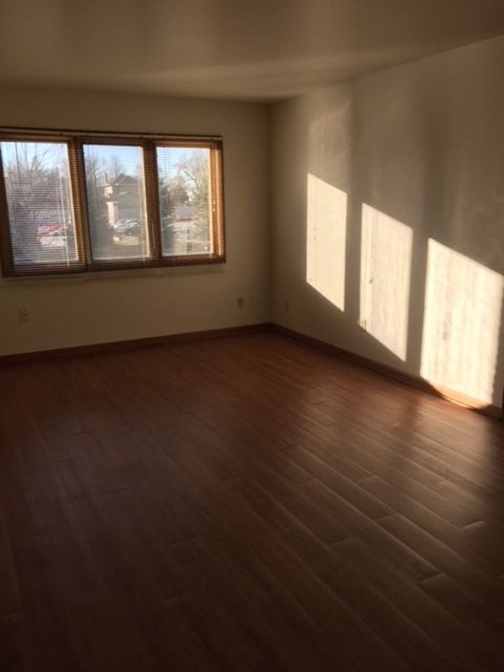 4810-12 Capitol Ave - Photo 7 of 11