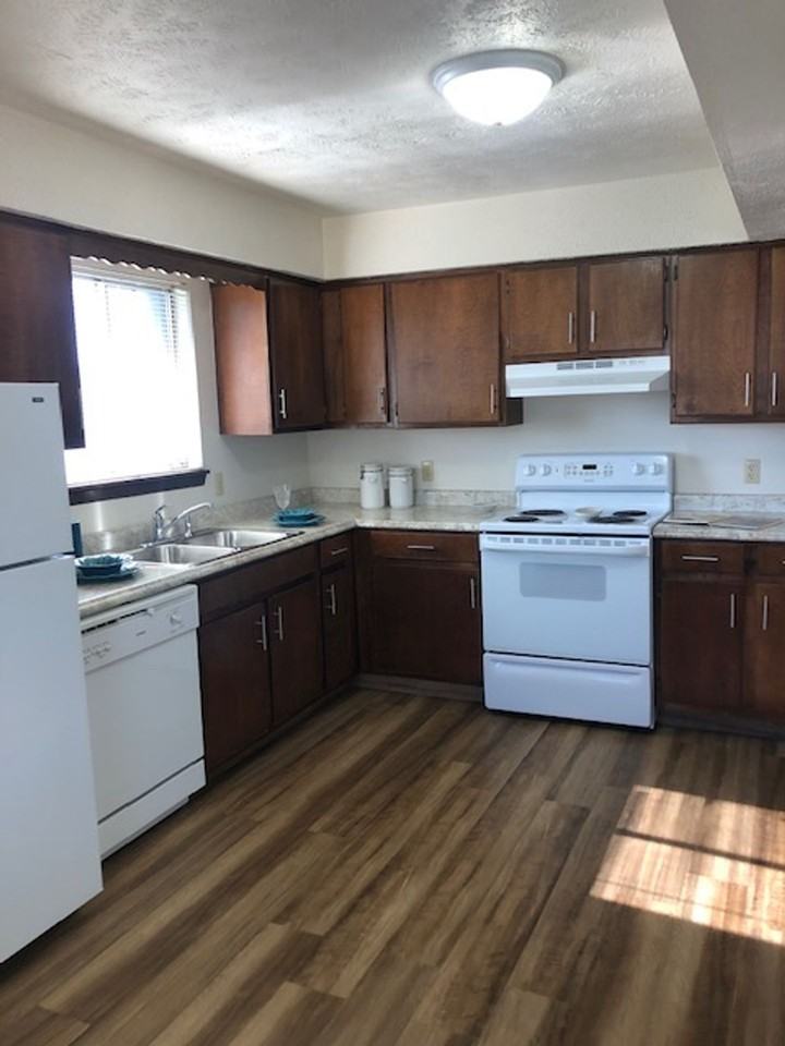 3468 S.82nd St. - Photo 3 of 6