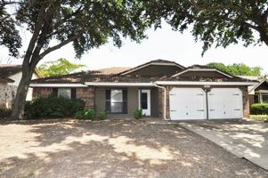 featured image of 205 Juniper Dr