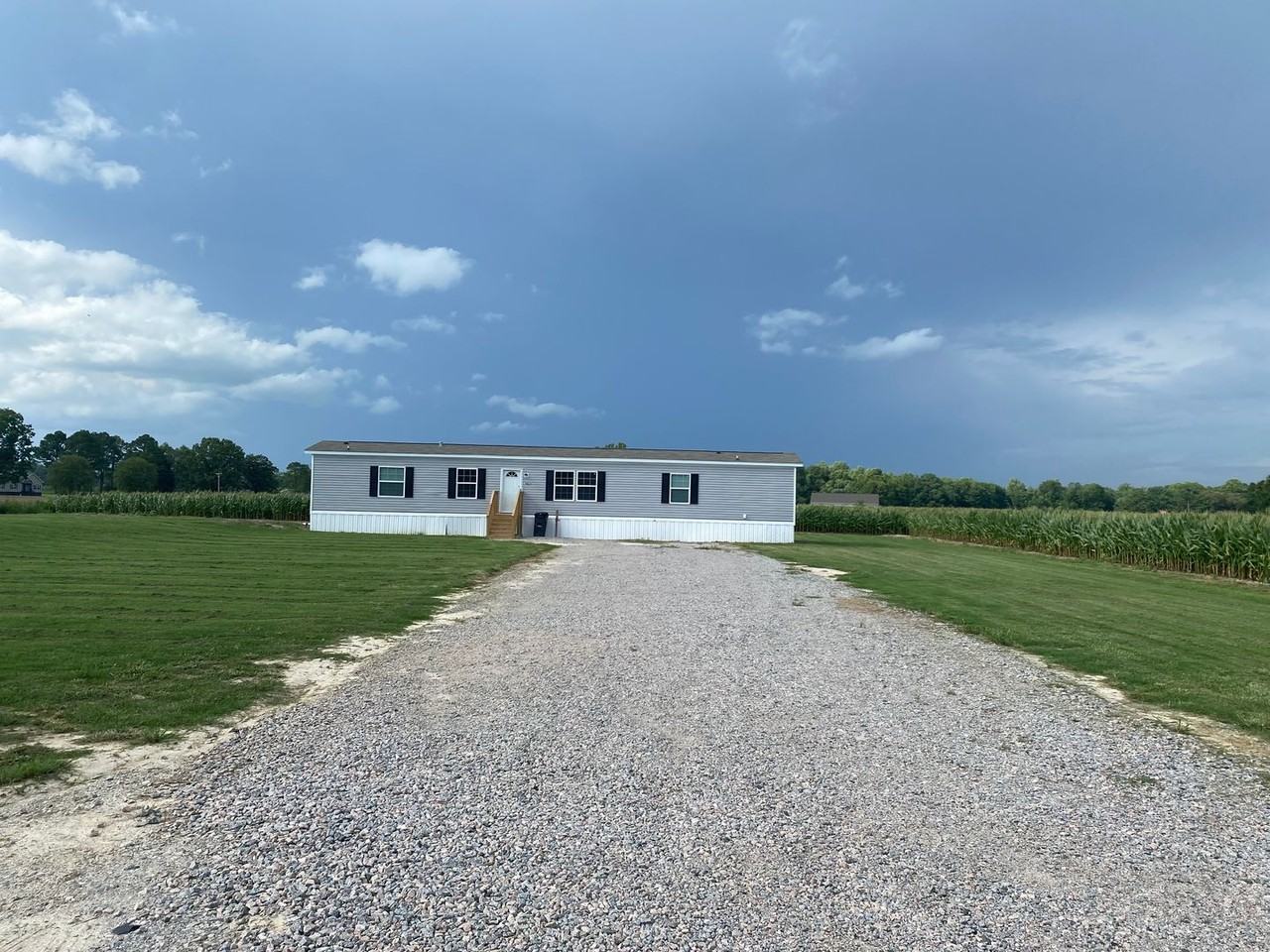 1021 Mill Field Rd - Photo 2 of 40