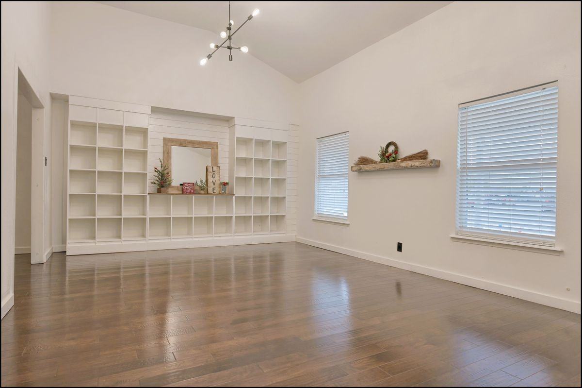 1278 Stubing Pl - Photo 3 of 25