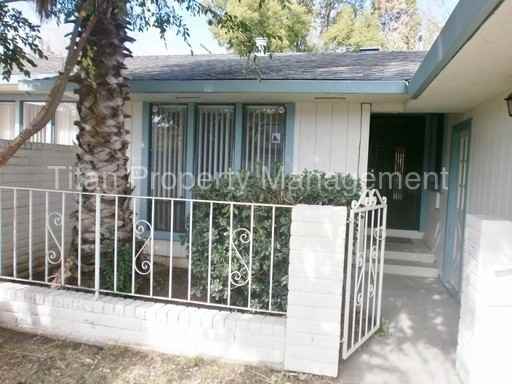 8069 Treecrest Ave - Photo 2 of 28