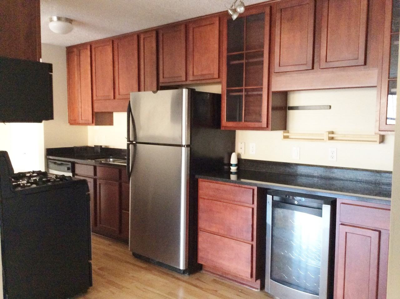 3019 Bryant Ave S #103 - Photo 5 of 13