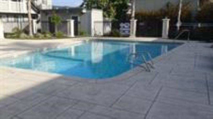 17 Circle Dr - Photo 2 of 4
