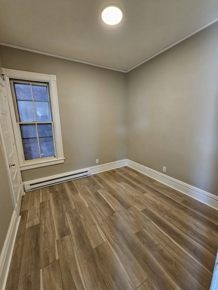 343 4th St #2 - Photo 2 of 8