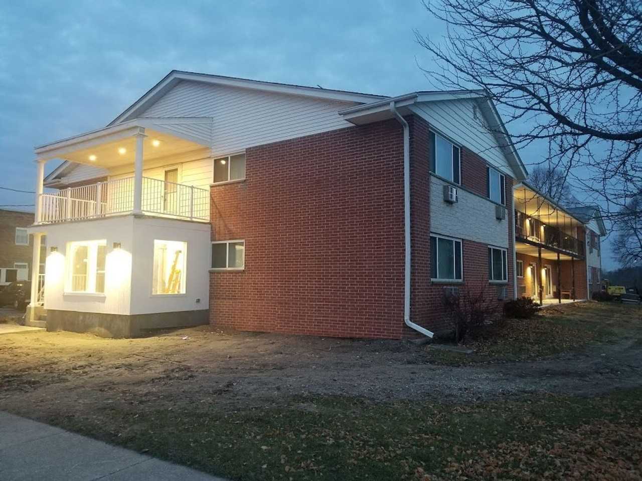 Waterfront Apartments - Photo 6 of 41