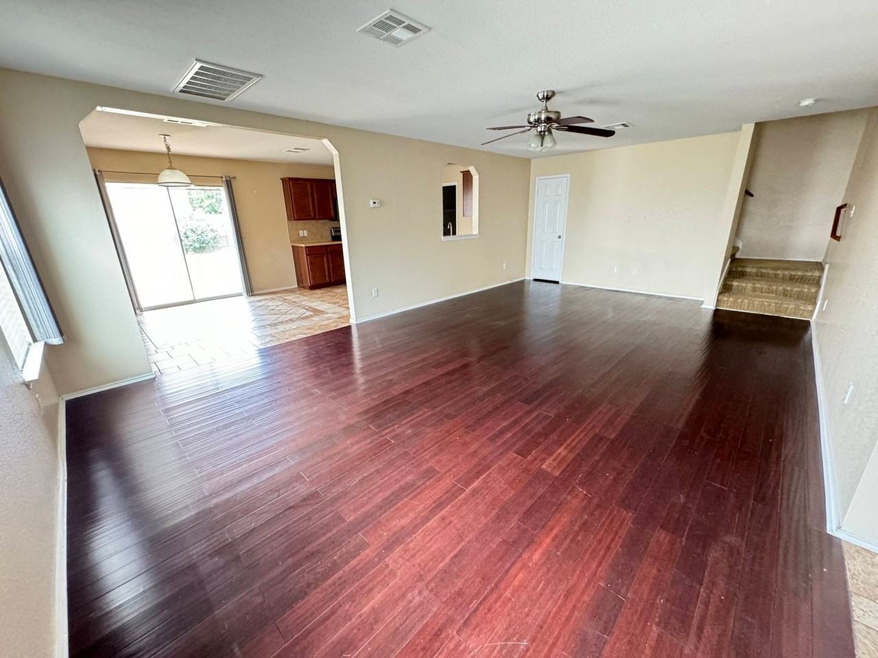 813 Draco St - Photo 2 of 26