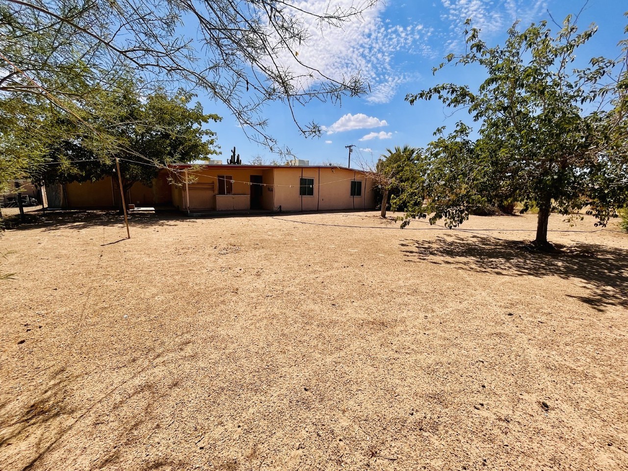 64360 E Broadway - Photo 3 of 47