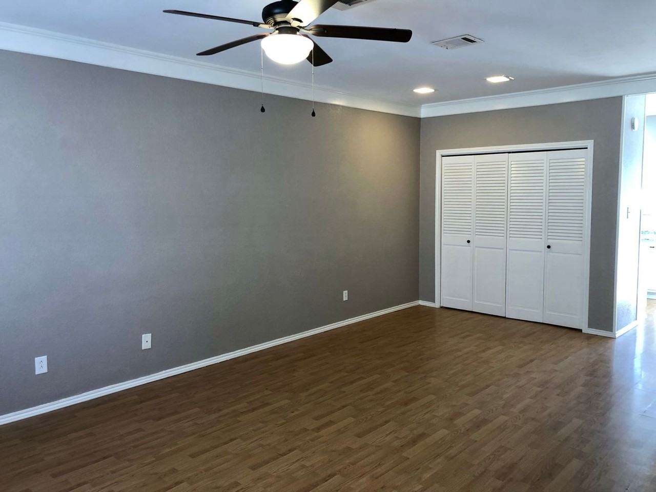 1327 Speight Ave - Photo 5 of 23