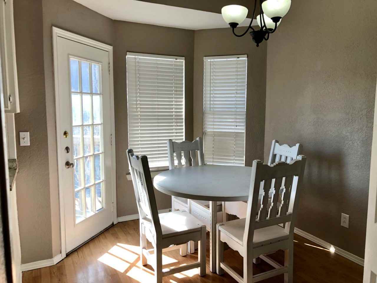 1327 Speight Ave - Photo 7 of 23