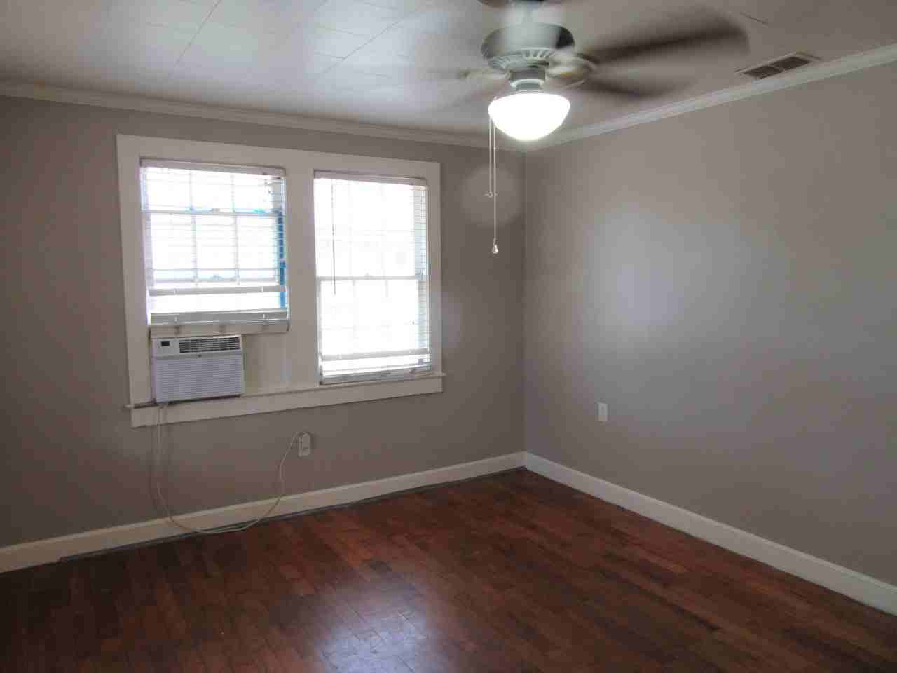 1708 Louise Ave - Photo 5 of 18