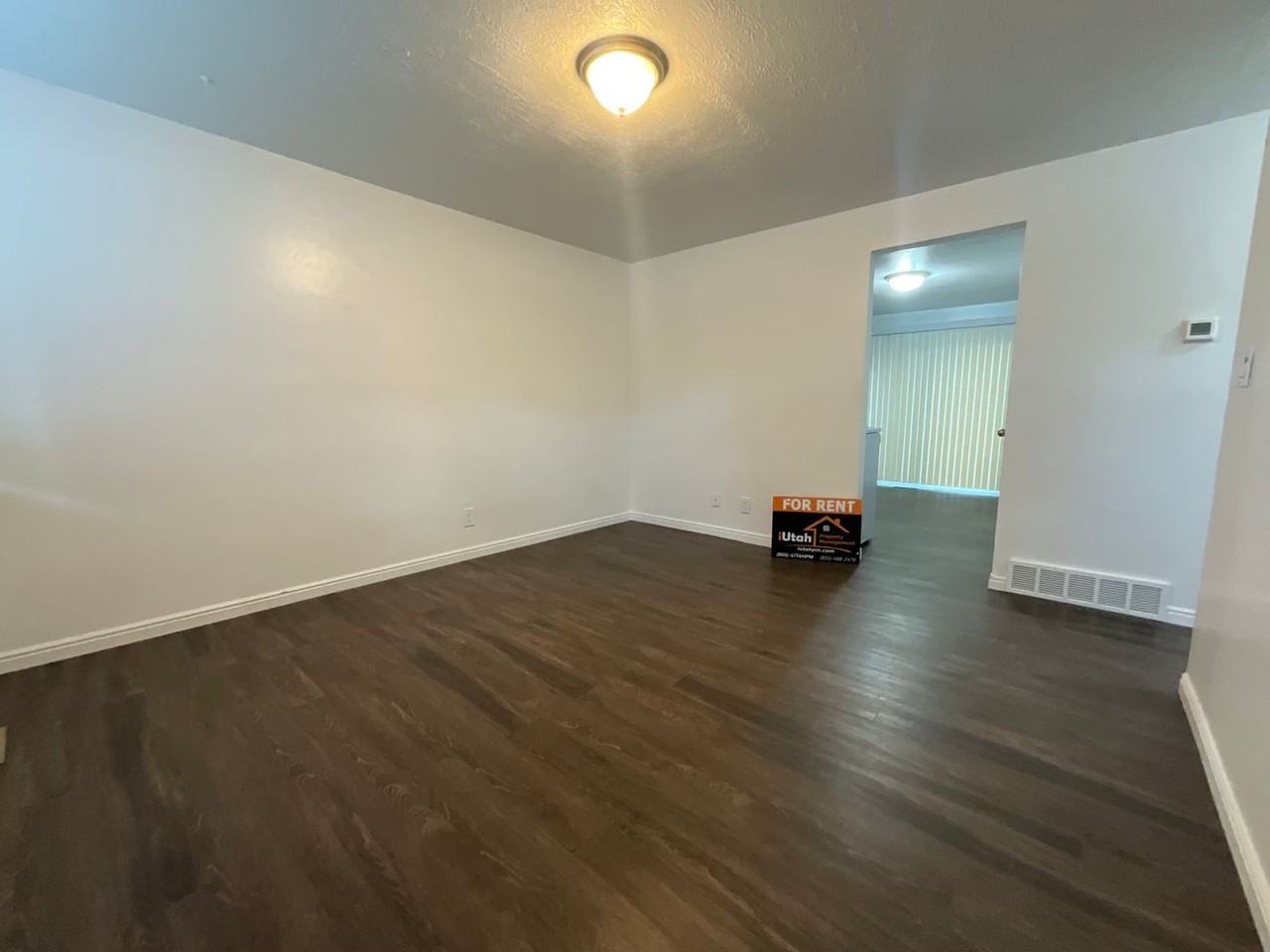 1124 Vitt Dr - Photo 4 of 21