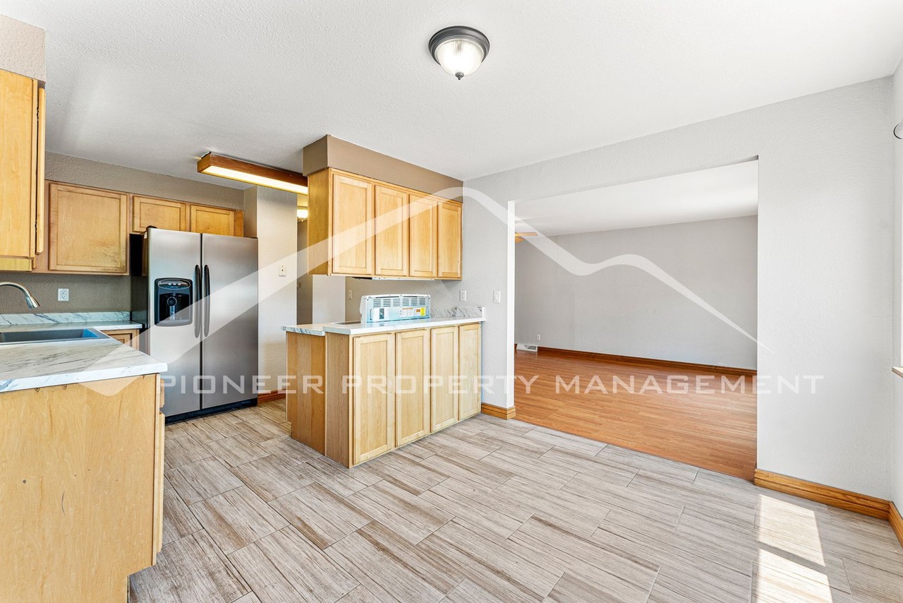 13058 W 1st Dr - Photo 6 of 23