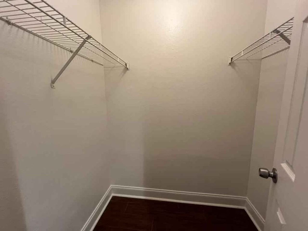 8520 Chef - Photo 2 of 10