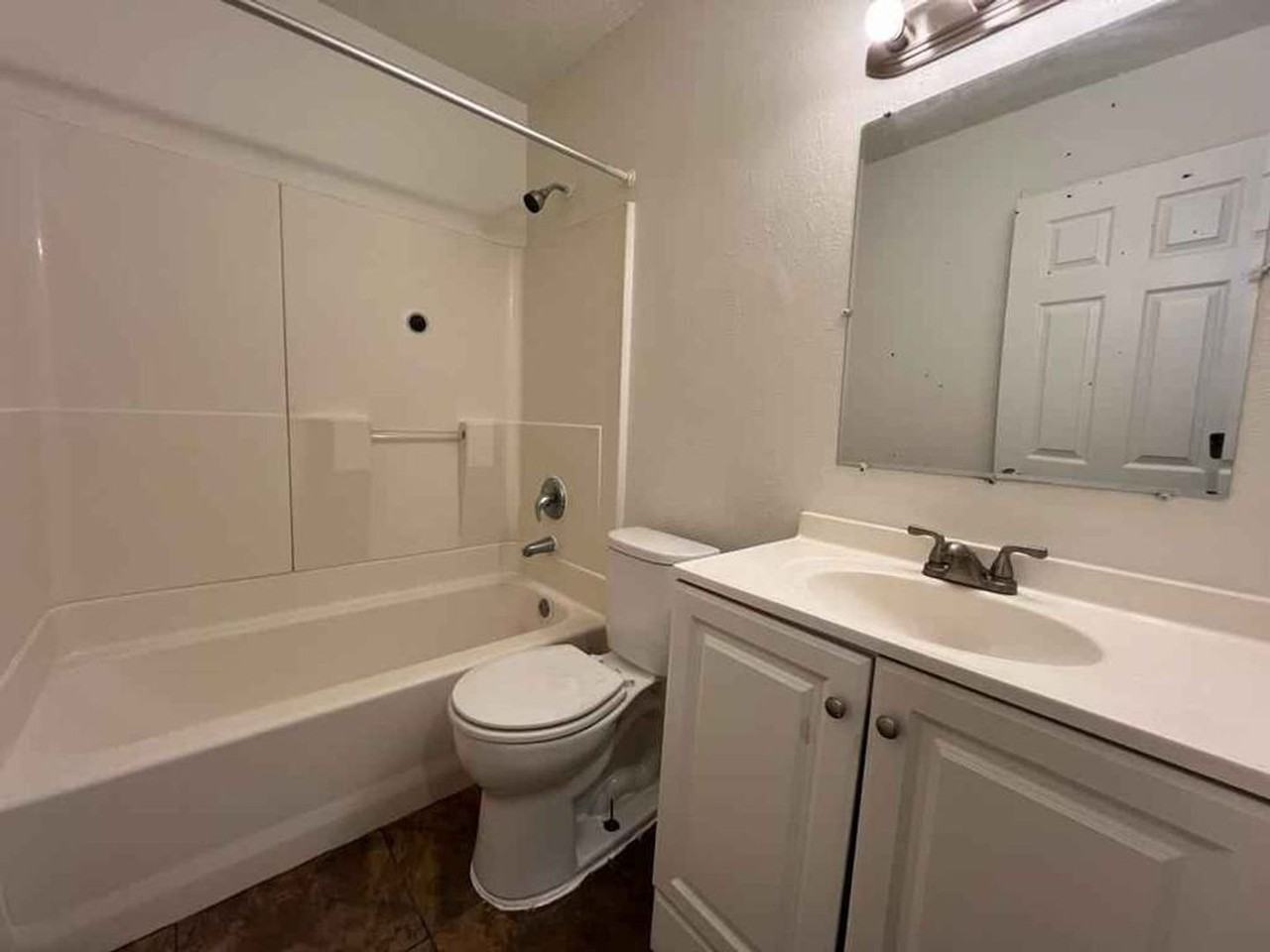 8520 Chef - Photo 3 of 10