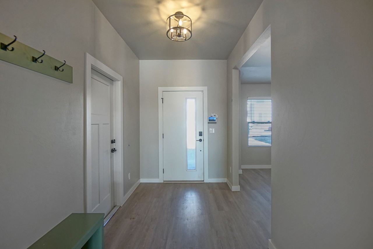 512 Nw 175th St - Photo 6 of 33