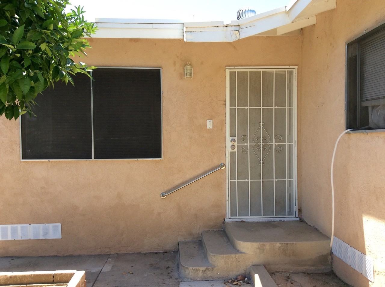 Peerless Ave 2923 - Photo 3 of 36