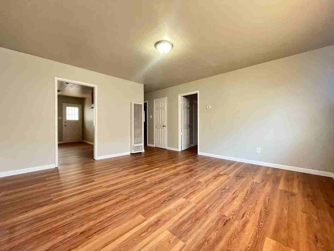 01745-82 - Photo 2 of 6