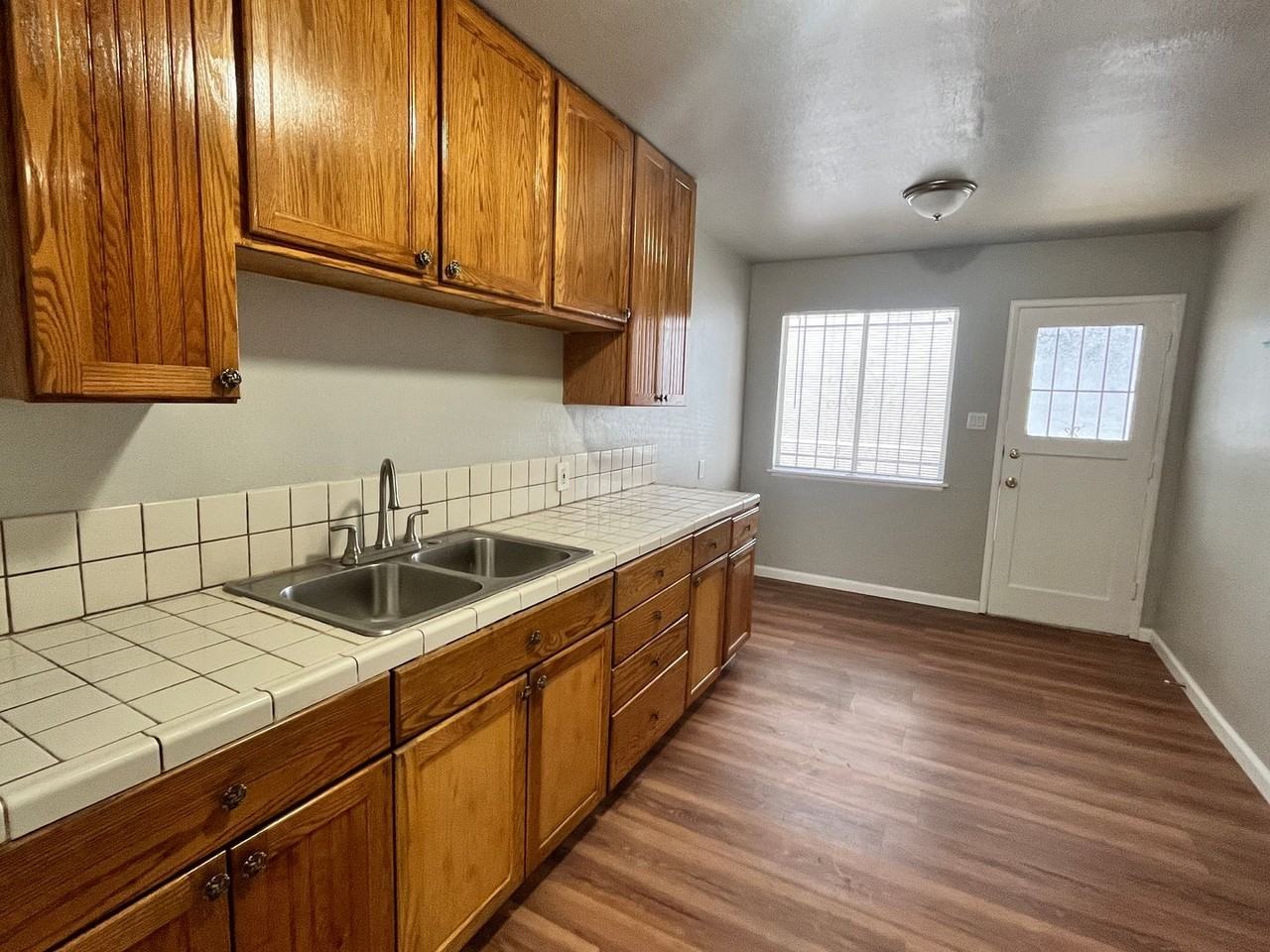 01745-82 - Photo 3 of 6