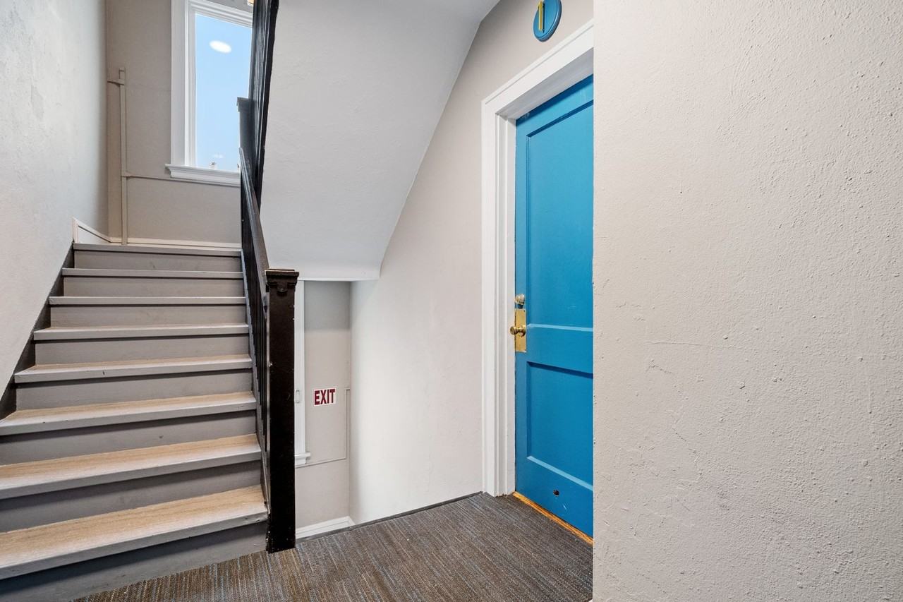 3821 S Kingshighway Blvd - Photo 3 of 23