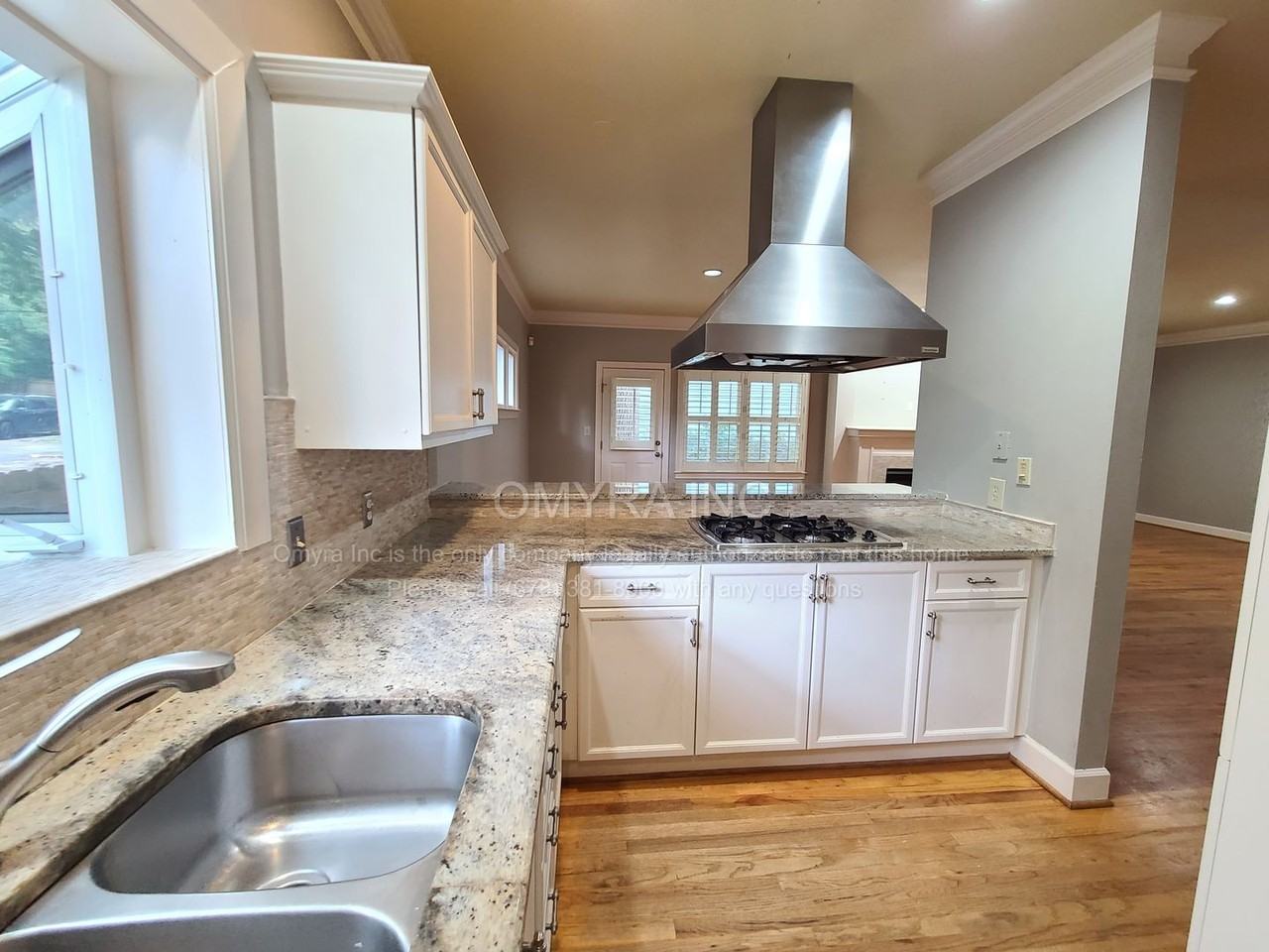 106 Glenlake Commons Dr - Photo 2 of 21