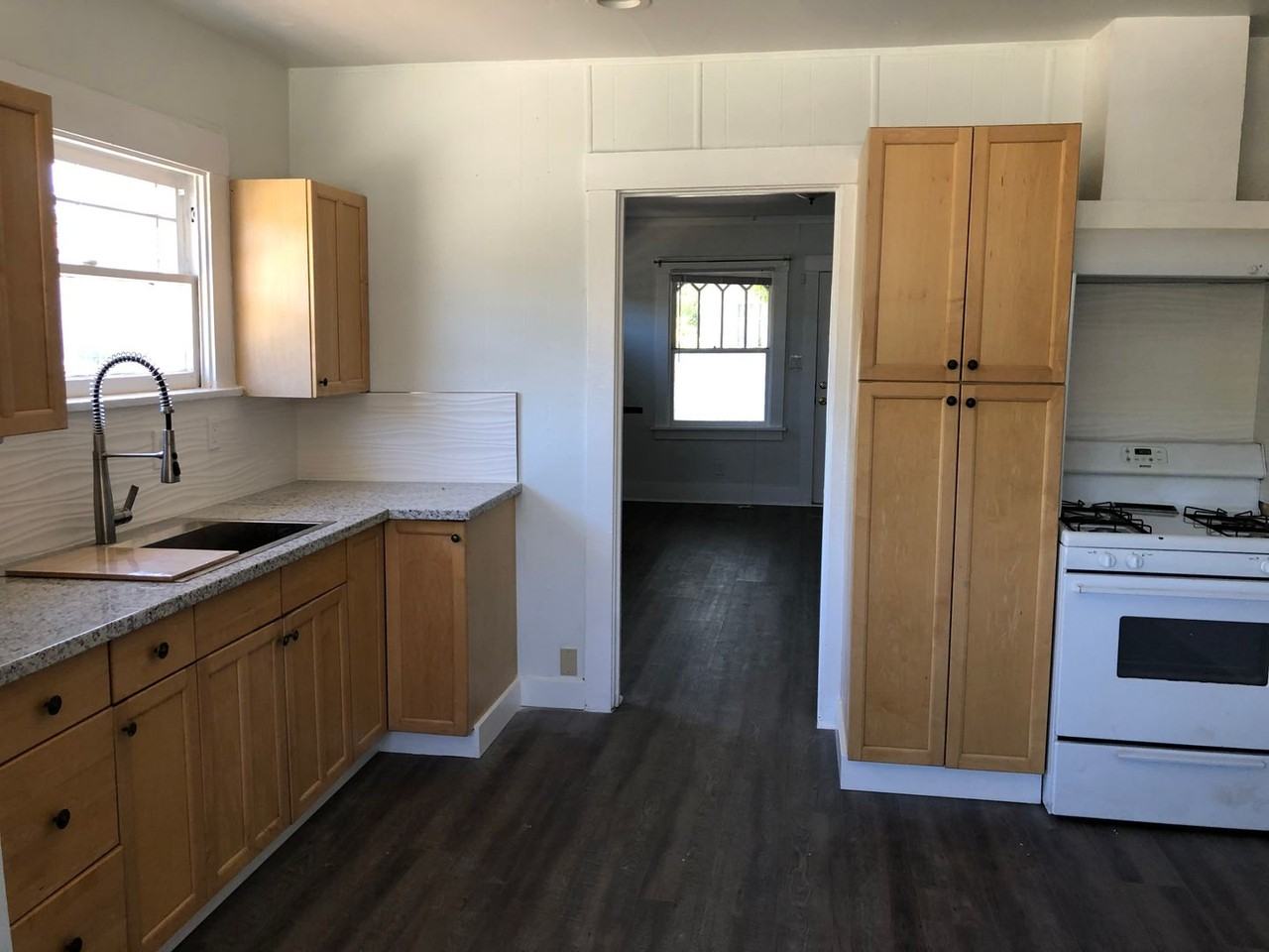 1835 Estudillo St - Photo 3 of 17